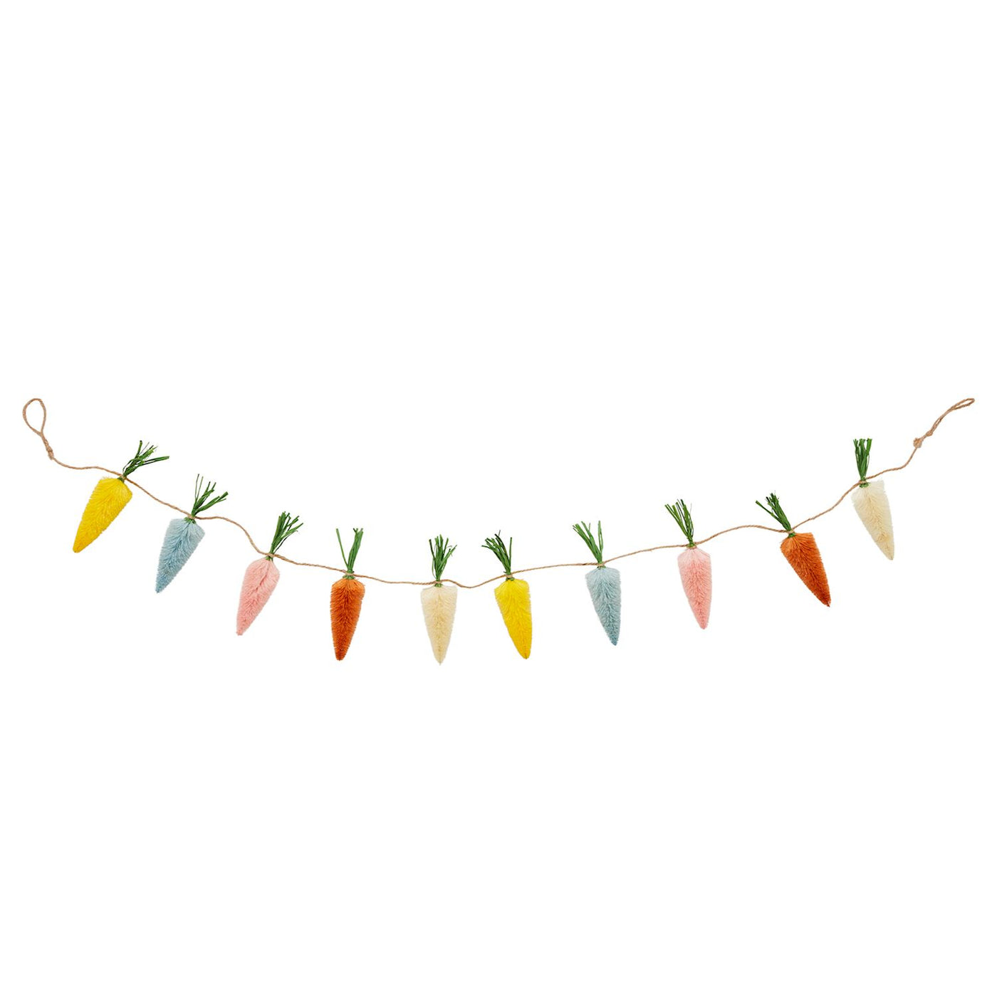 BOTTLE BRUSH CARROT GARLAND