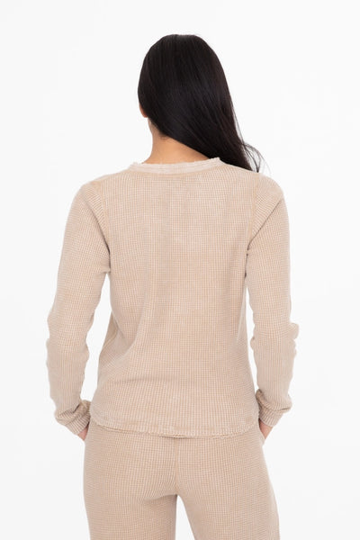 DISTRESSED MINERAL-WASHED LONG SLEEVE